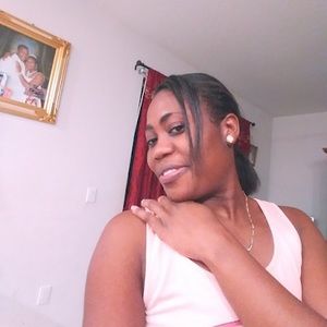 Meet your Posher, Marie gina